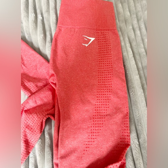 Gymshark vital crop top and leggings set - Picture 13 of 16
